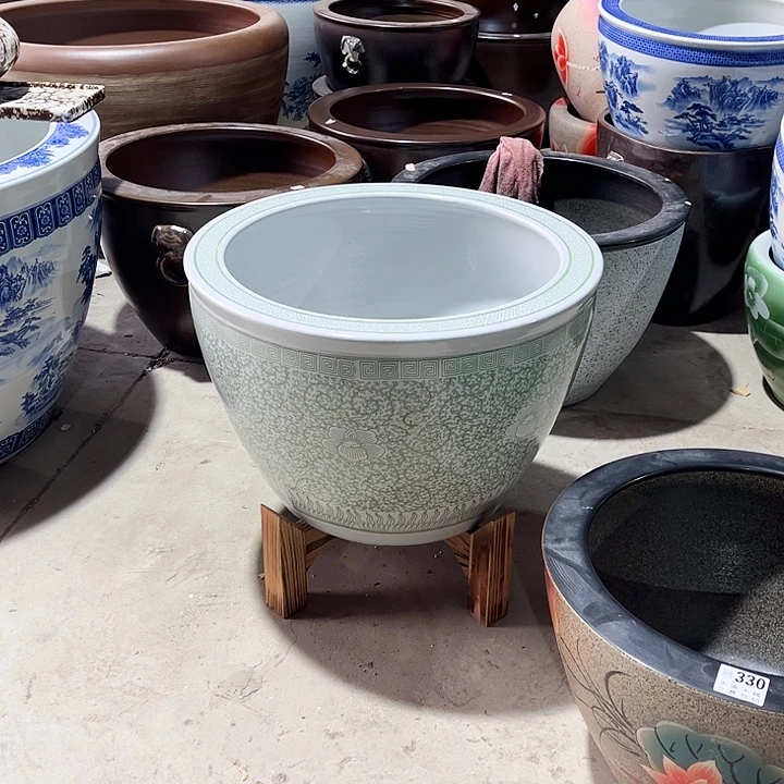 景德镇陶瓷鱼缸艺术直径62厘米高42厘米