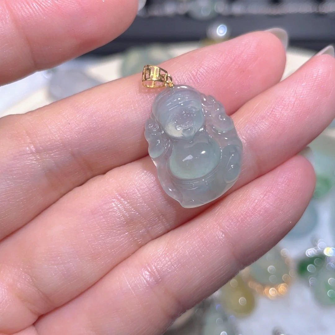 翡翠18K金镶嵌颈饰翡翠