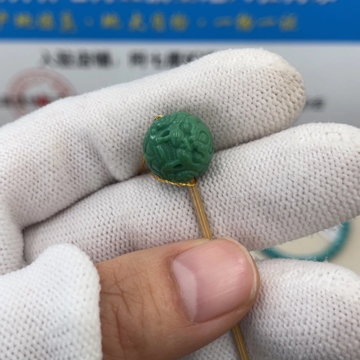 绿松石未镶嵌珠宝奇石12
