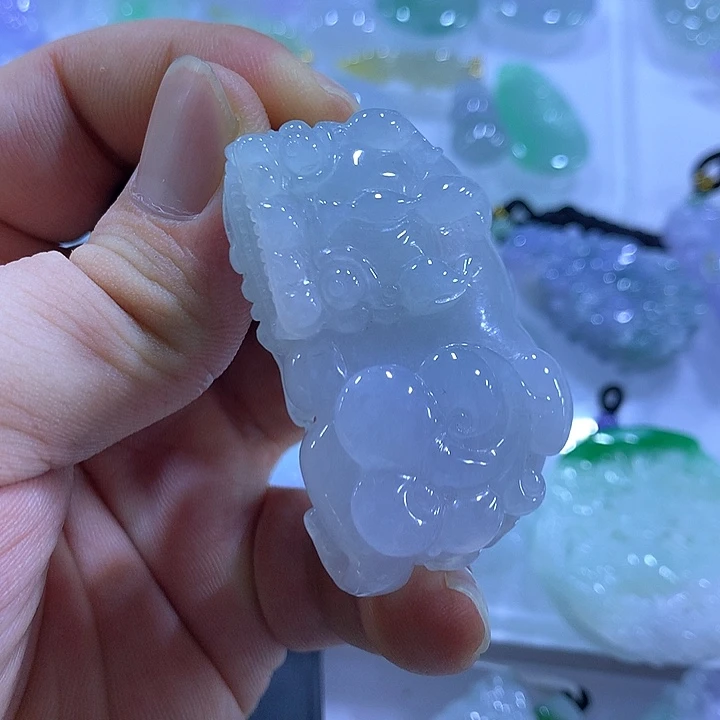 翡翠未镶嵌颈饰天然翡翠A货吊坠