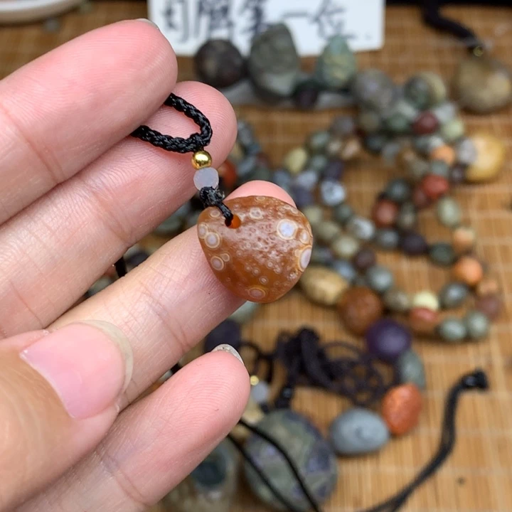 玛瑙/玉髓珠宝半成品未镶嵌东**拜