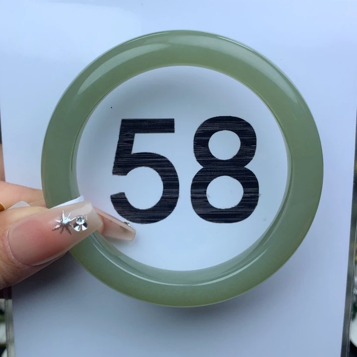 未镶嵌手镯和田玉65