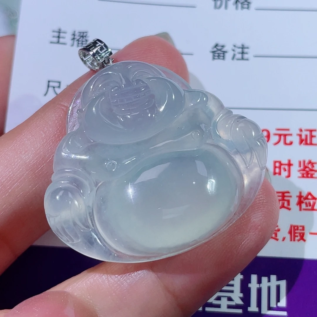 翡翠18K金镶嵌颈饰佛公