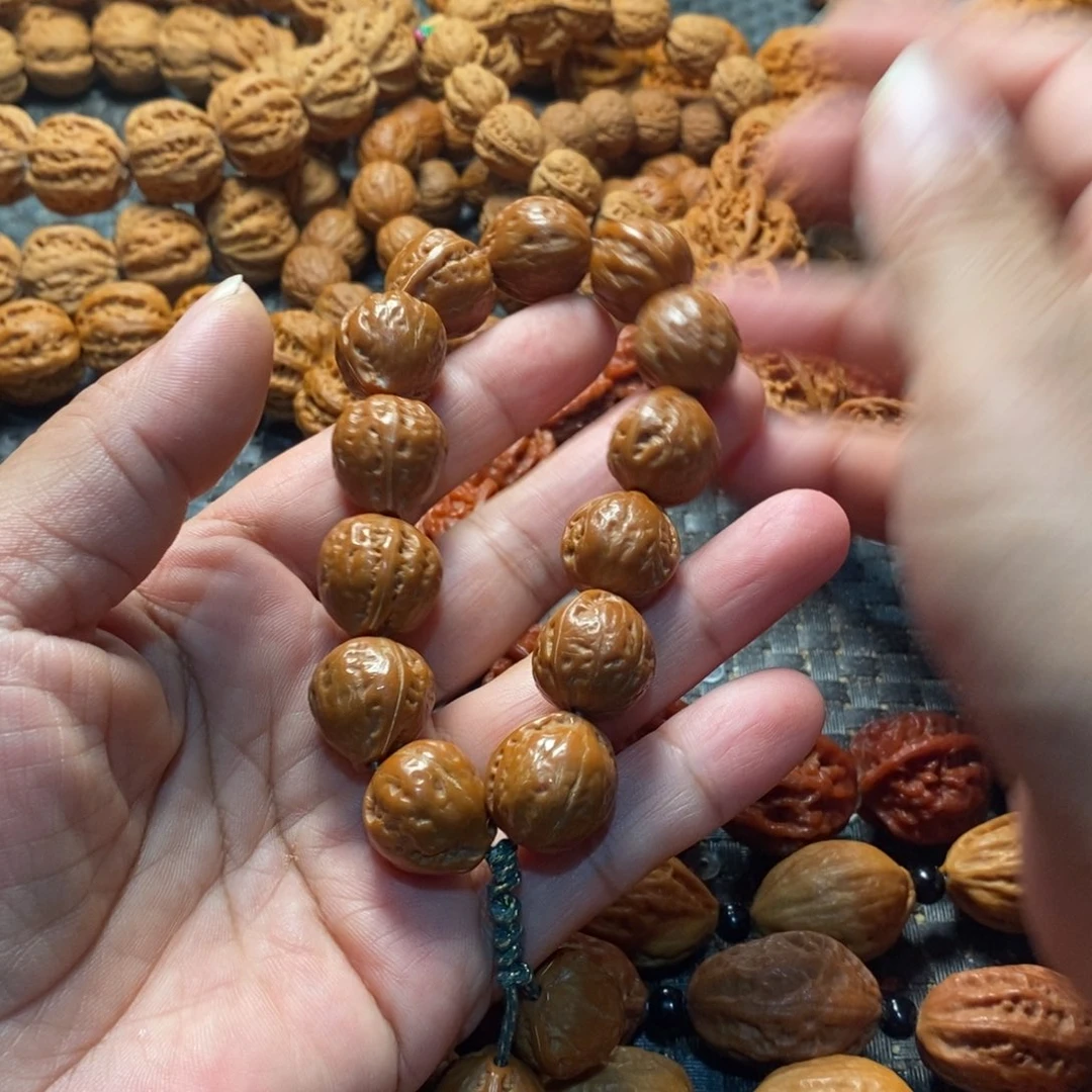 孬***货手串文玩核桃金豆子