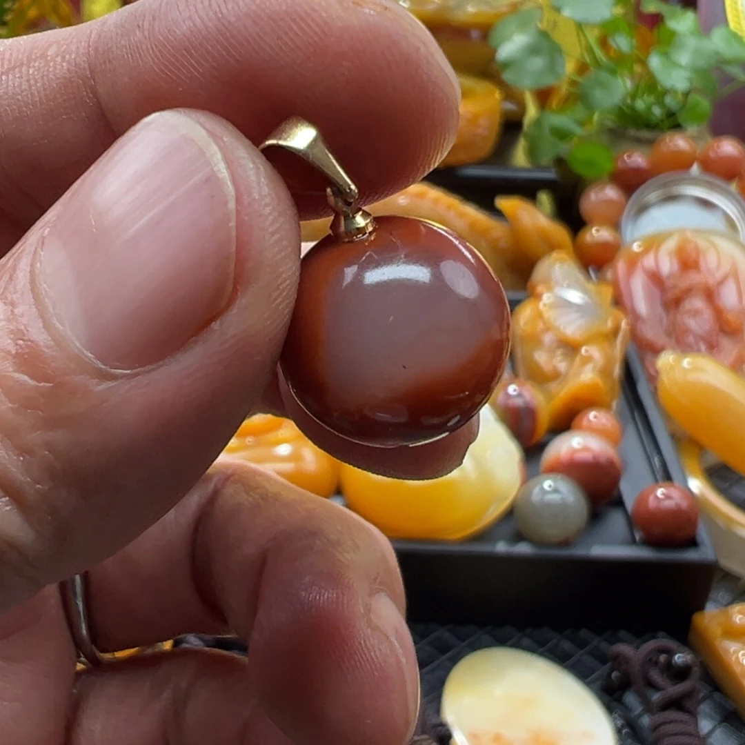 石英质玉未镶嵌颈饰