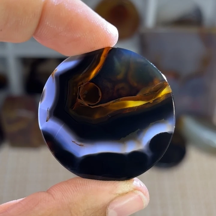 玛瑙/玉髓颈饰未镶嵌