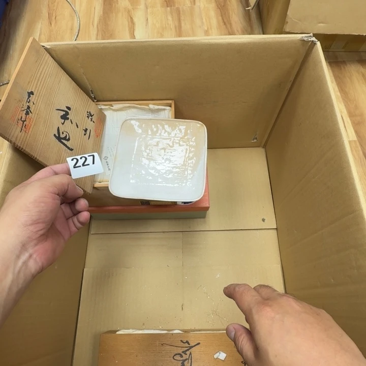 瓷片工艺品摆件瓷器摆件正能量