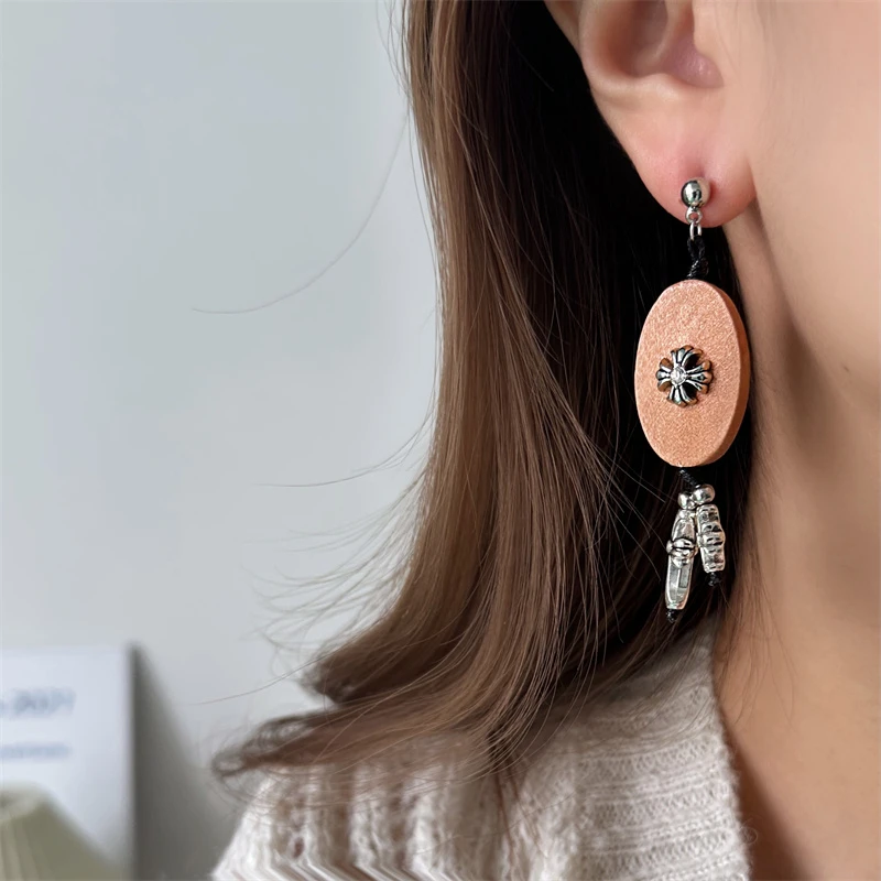 合金木质耳饰 E0487-1棕色椭圆十字架耳钉气质轻奢时尚百搭小众