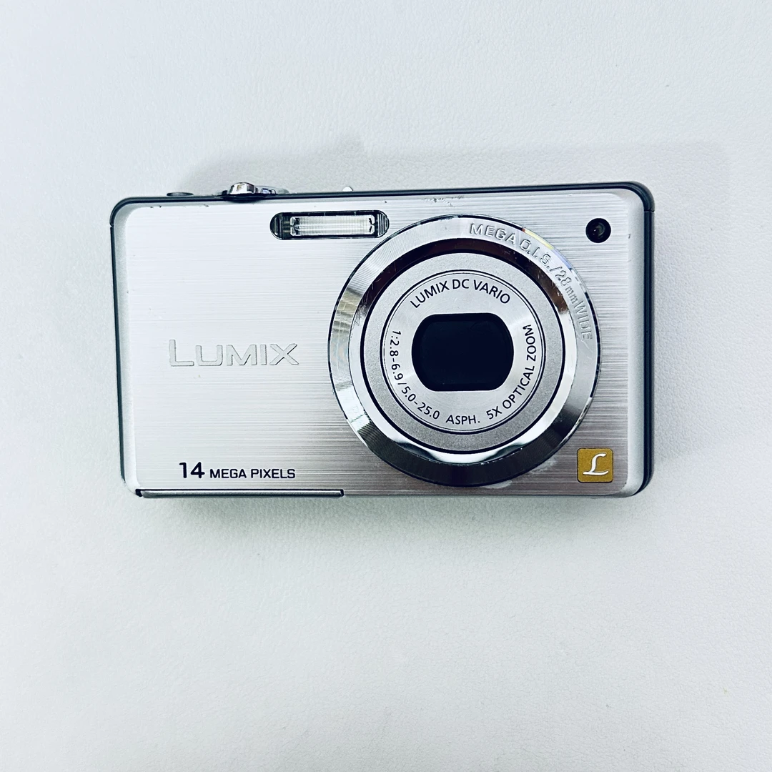 9新 Panasonic/松下 fh3屏贴膜1400w像素小长焦徕卡镜头出片显白