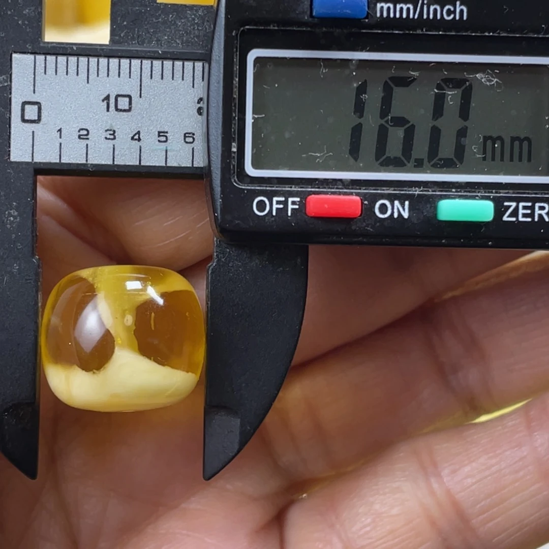 【闪购商品】裸石蜜蜡未镶嵌29