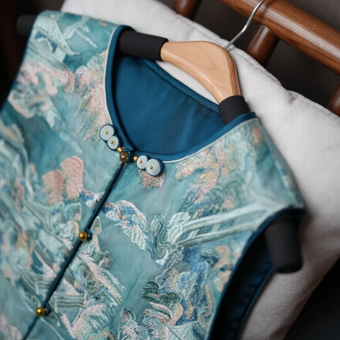 『云裁』新中式满分桑蚕丝国风马甲DISQ7278