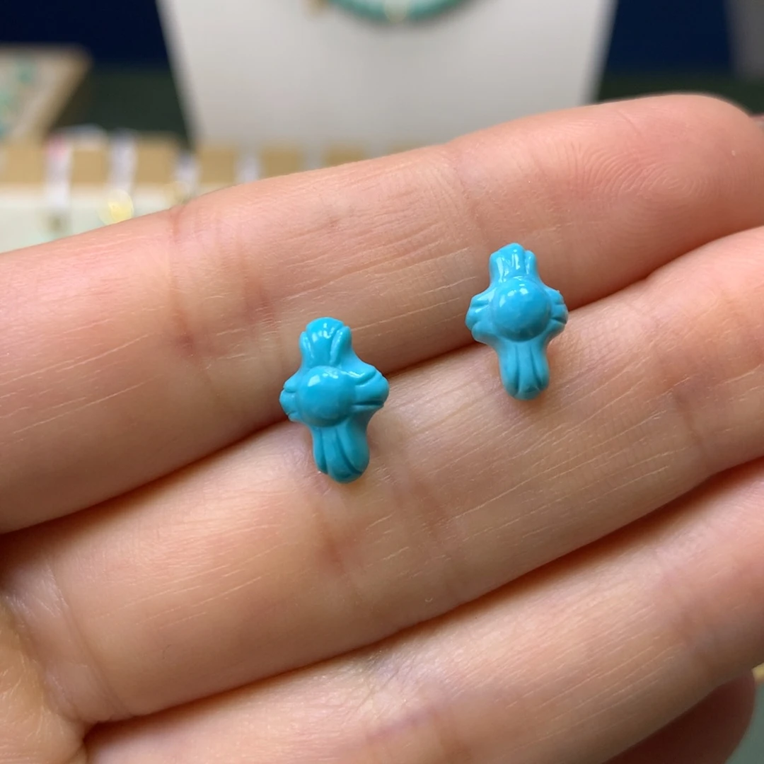 绿松石耳钉18K金镶嵌