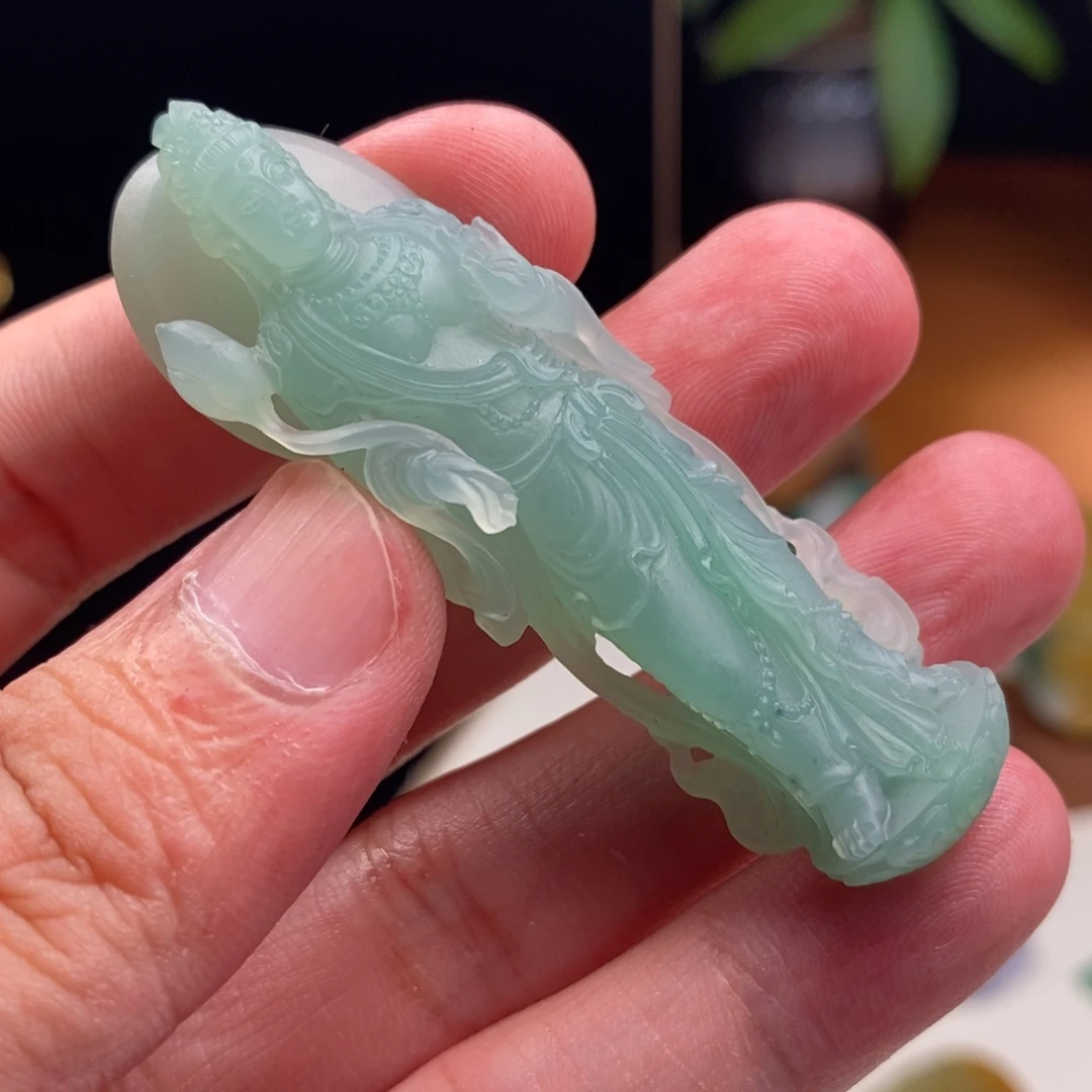 金***豆定制翡翠未镶嵌缅甸翡翠冰晴绿大势至菩萨