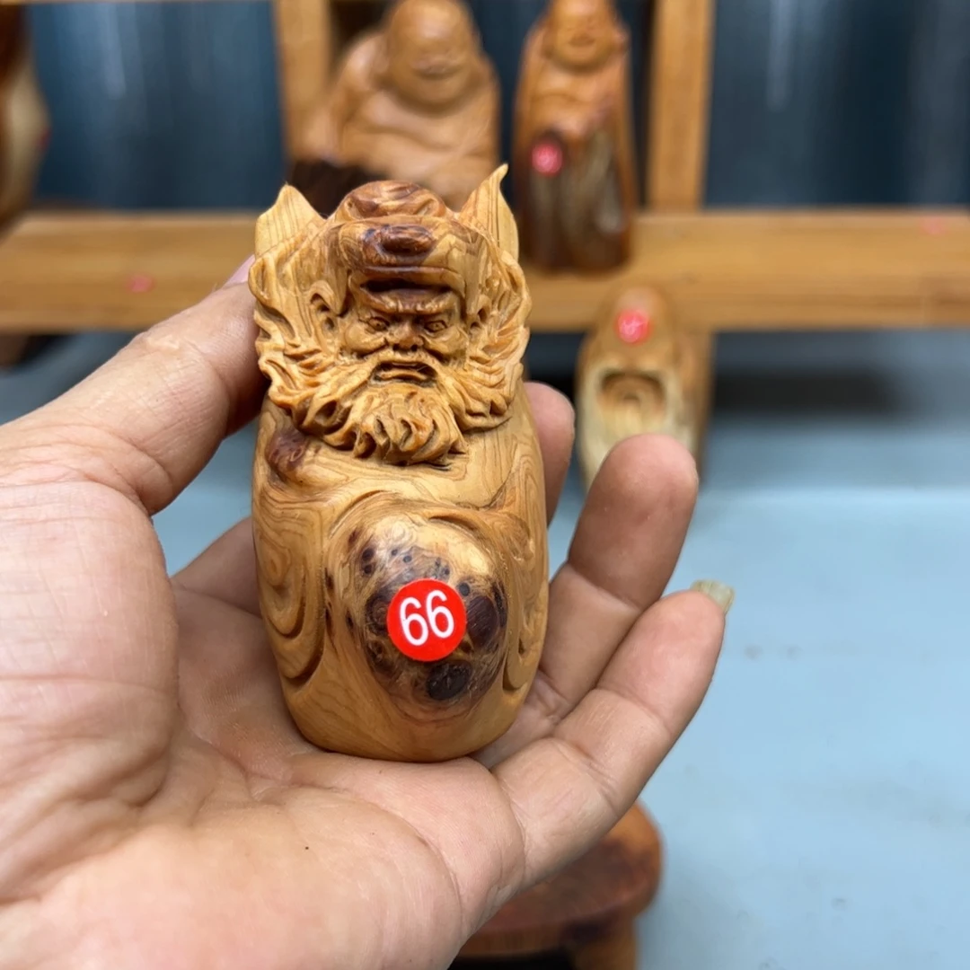 如***初木崖柏木摆件手把件