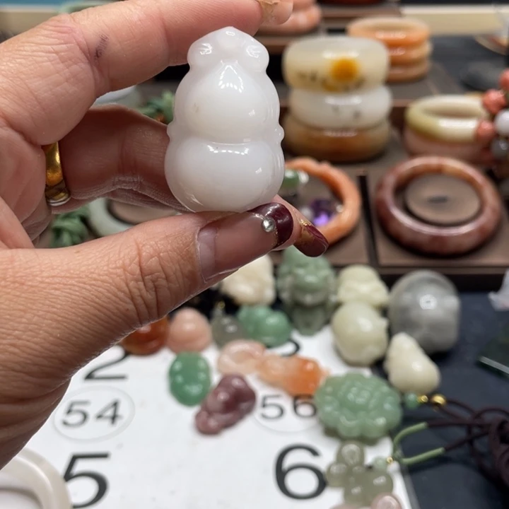 石英质玉手镯合金