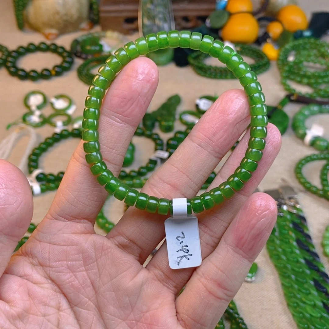 叁***和田玉未镶嵌颈饰