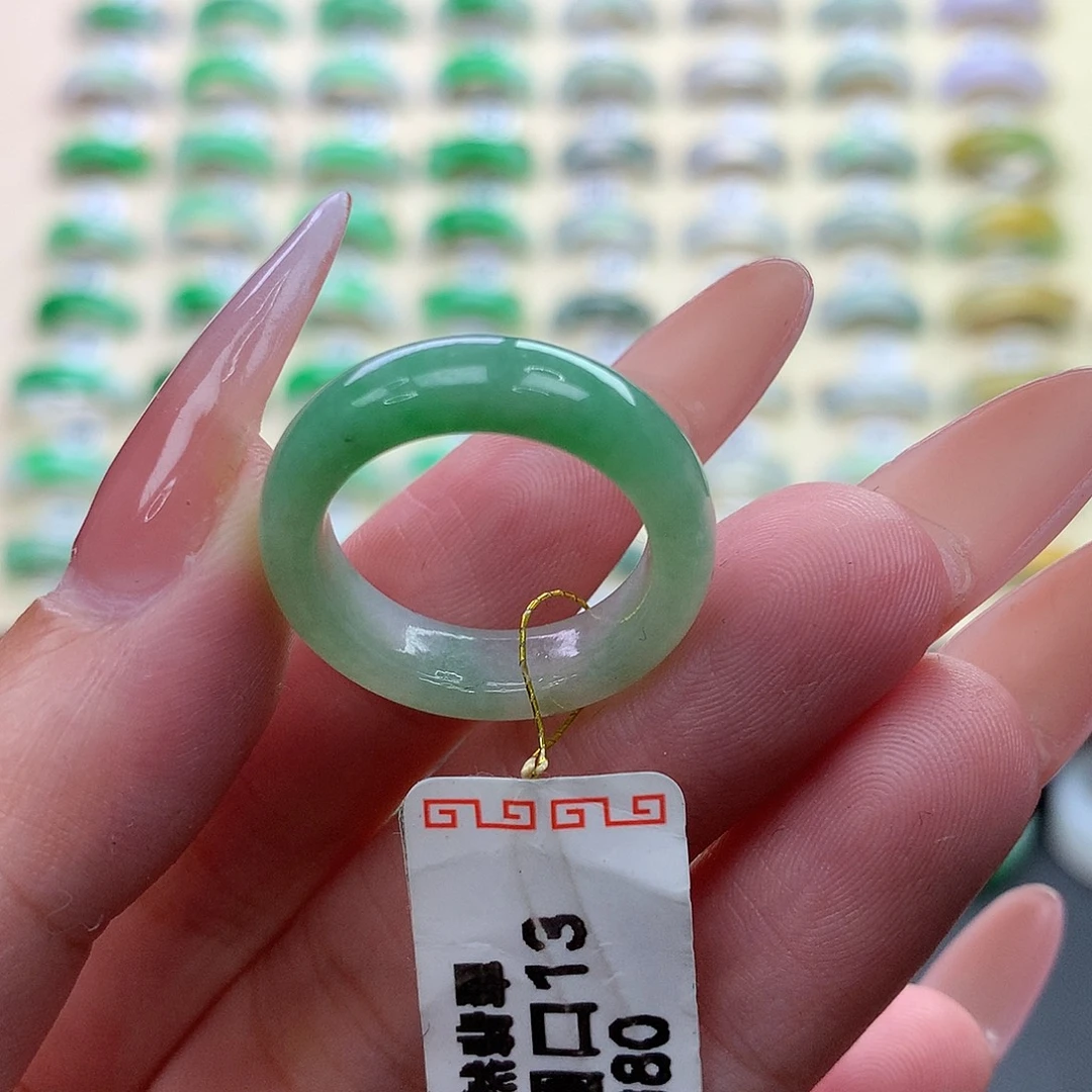 翡翠未镶嵌戒指港13