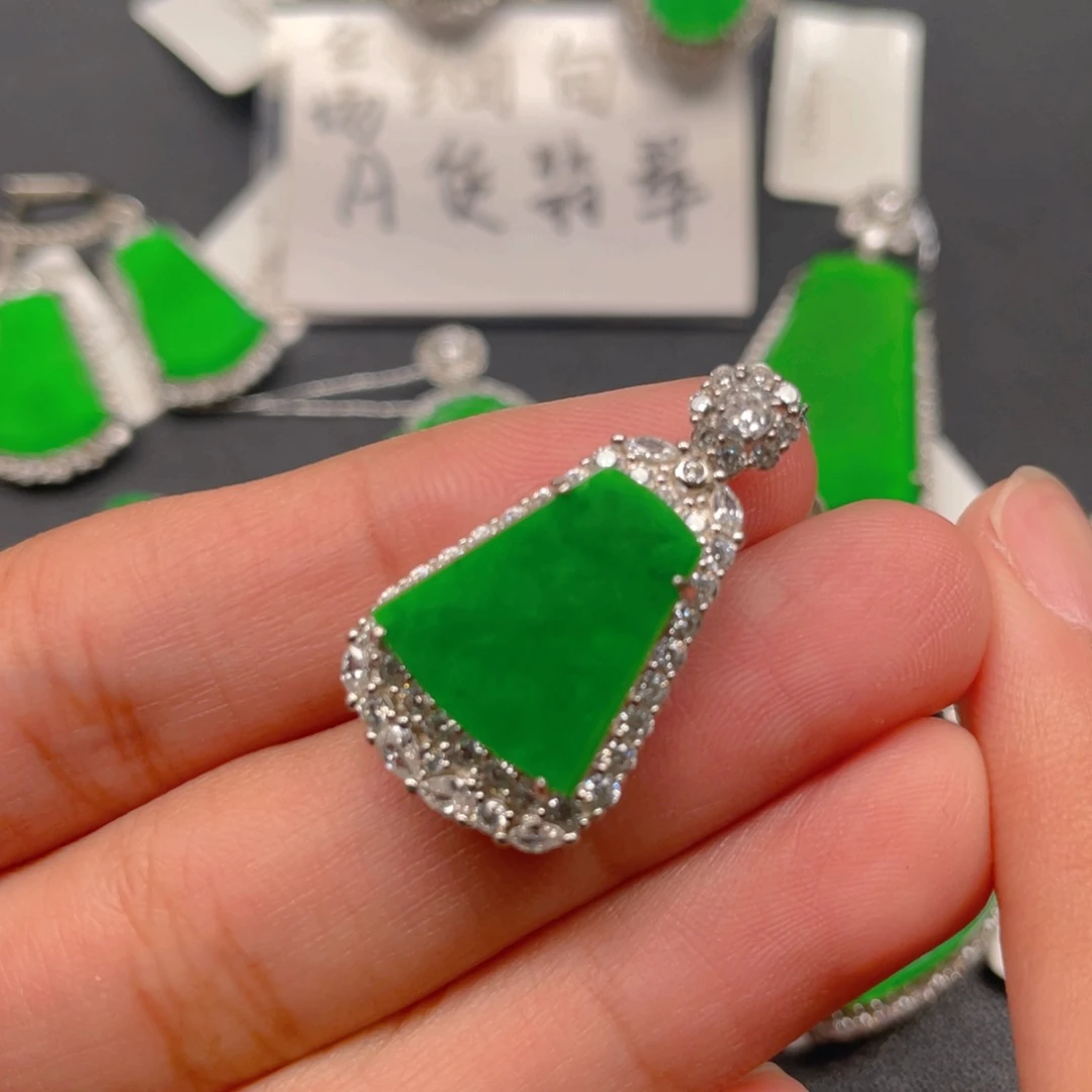 翡翠银S925镶嵌吊坠(不含链)