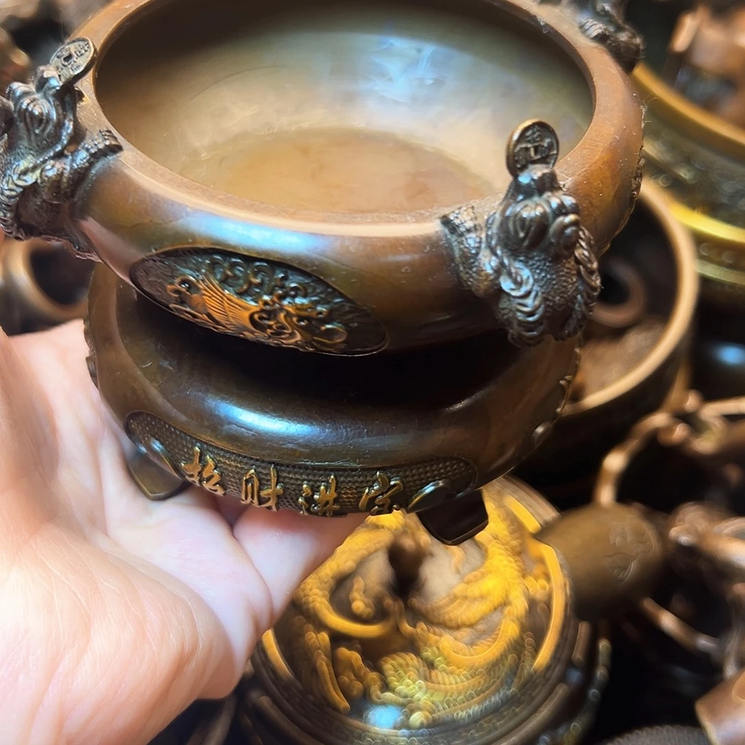 精美铜器工艺品等