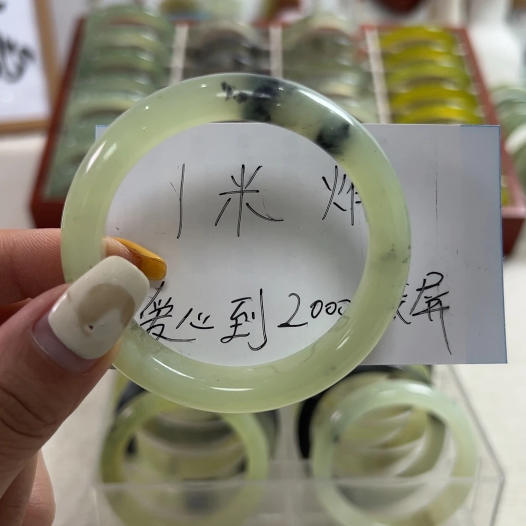 蛇纹石玉未镶嵌手镯n**n