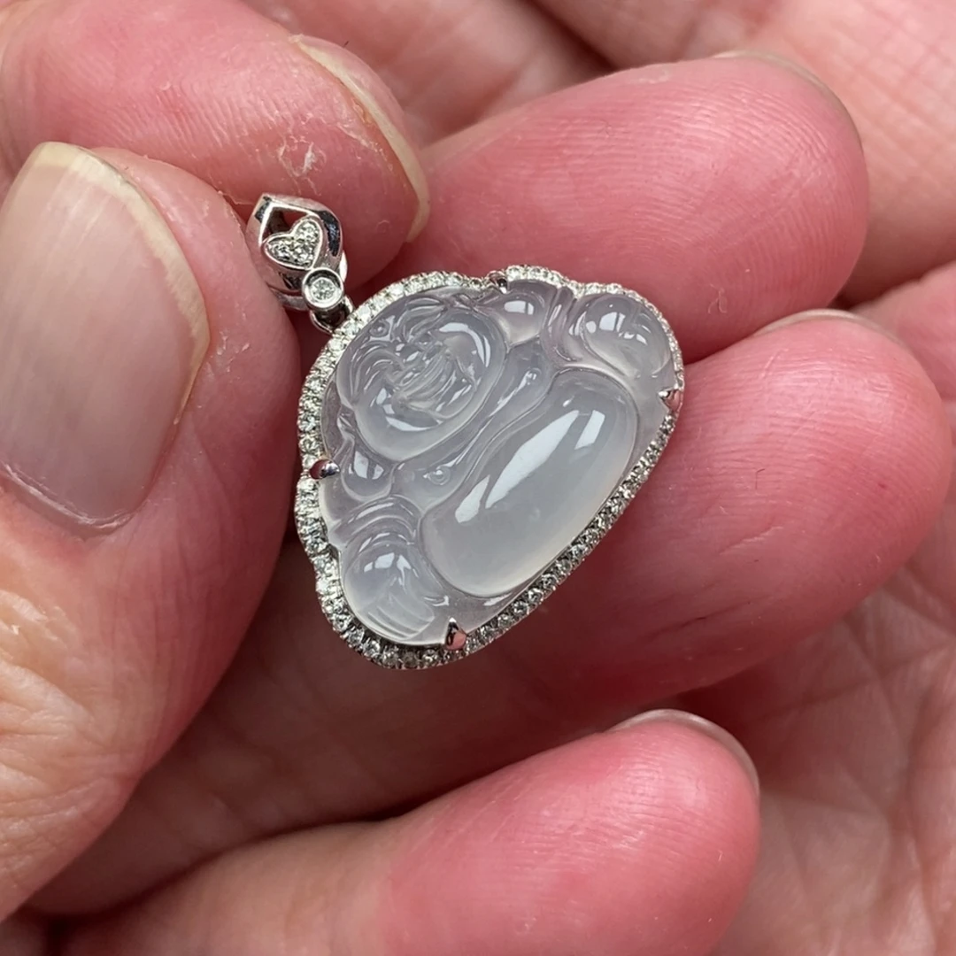 翡翠18K金镶嵌颈饰佛公