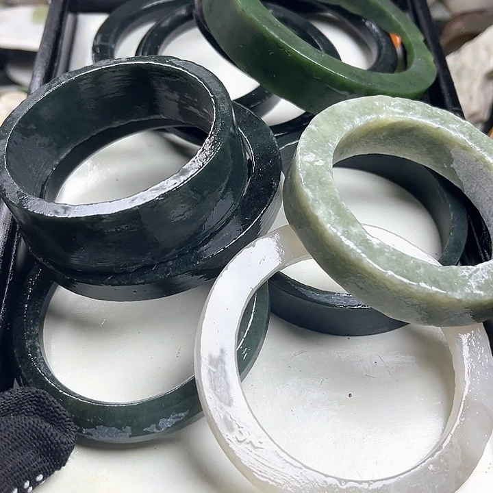 和田玉（糖玉）和田玉边角料9K金镶嵌唯****下