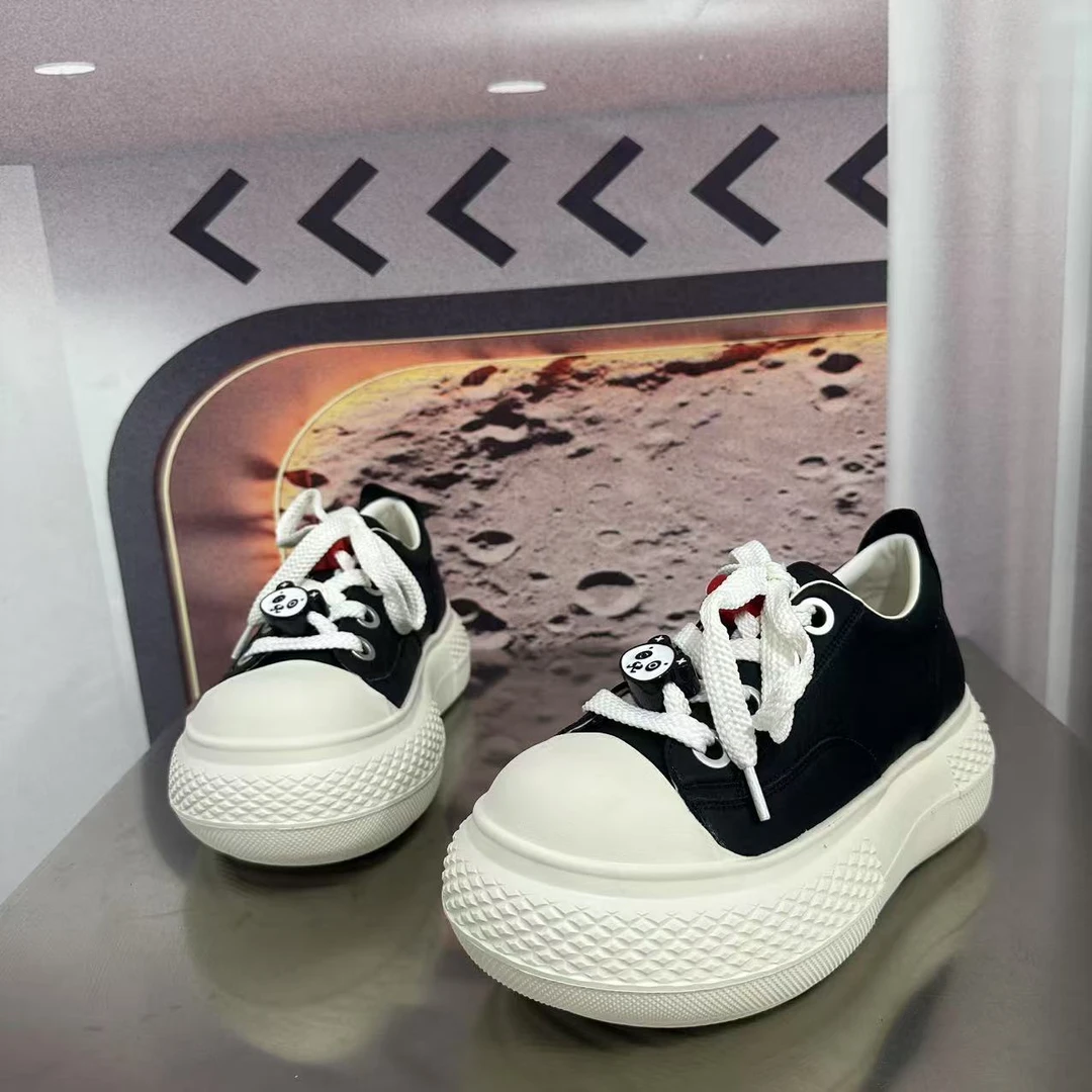 1792春夏新款2025圆头系带韩版简约休闲板鞋潮流百搭ins