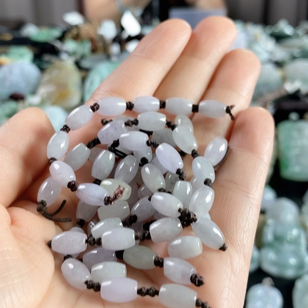 翡翠未镶嵌颈饰启****芽吊坠