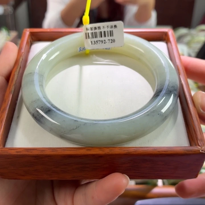 和田玉未镶嵌手镯链接18圈口61.62