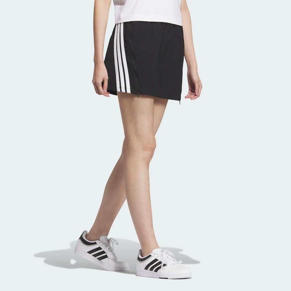 Adidas STORY WOVEN SKIRT 运动休闲短裙 KB7603