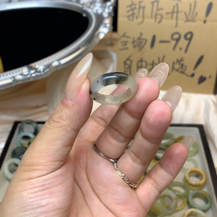 D***合金蛇纹石玉戒指