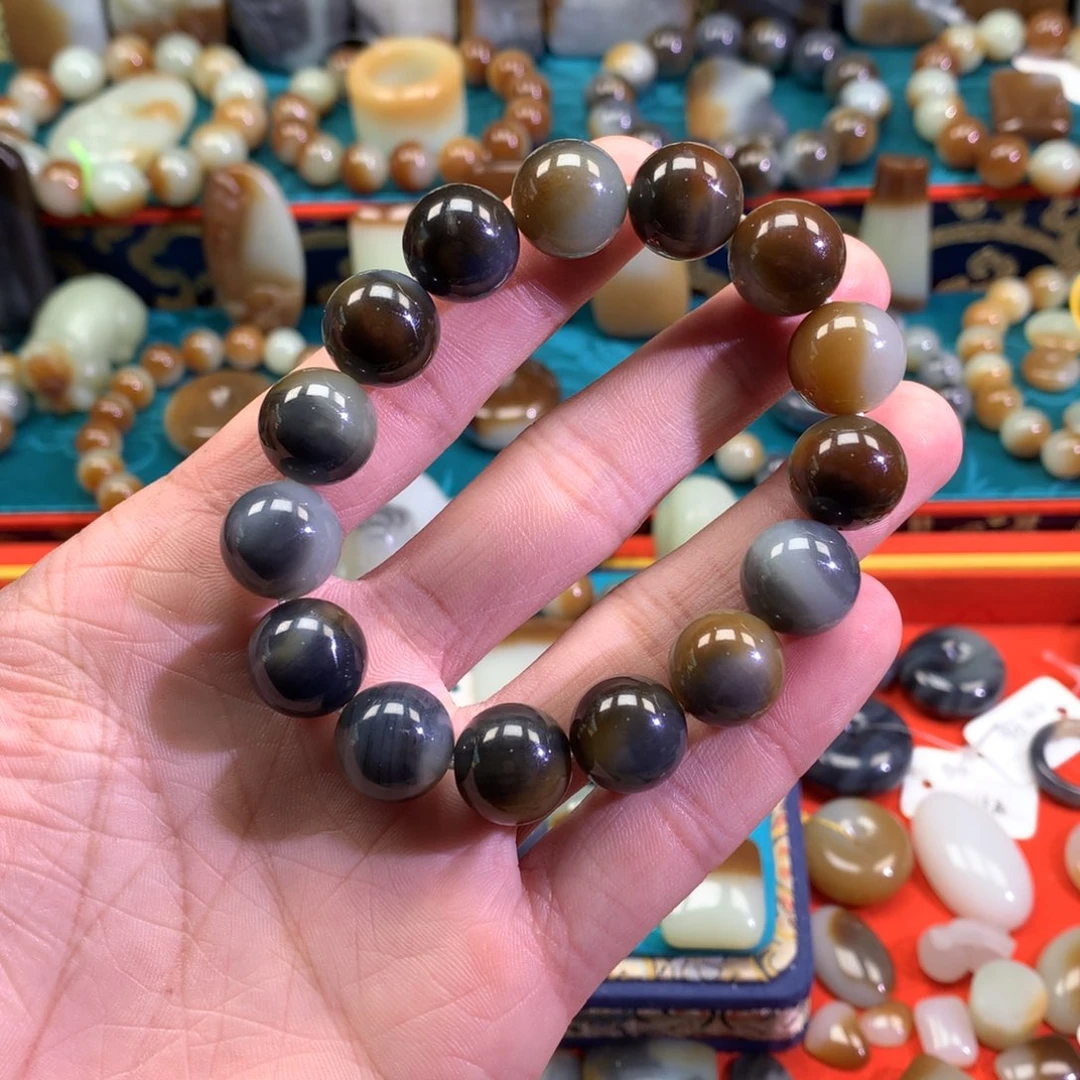 回***忆和田玉未镶嵌手链