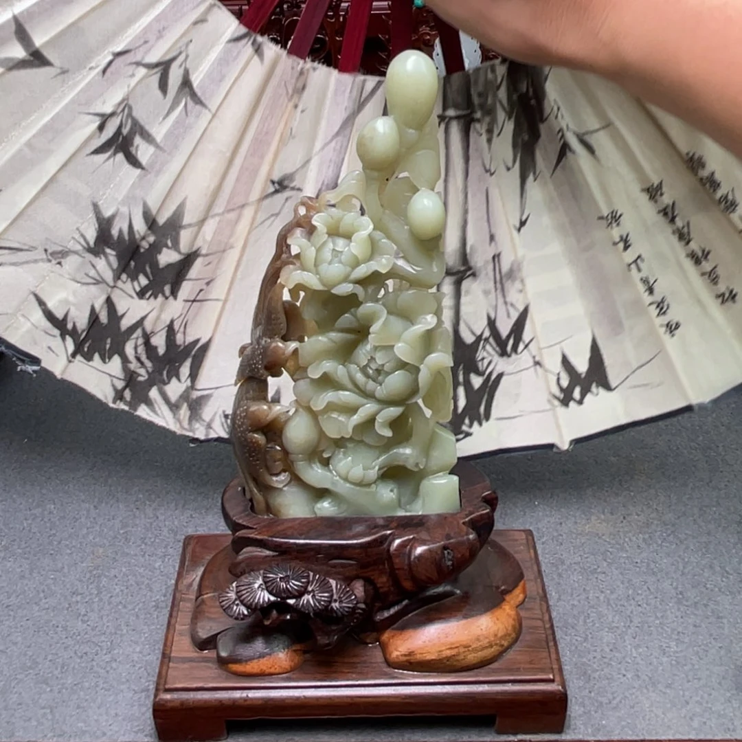 未镶嵌和田玉摆件