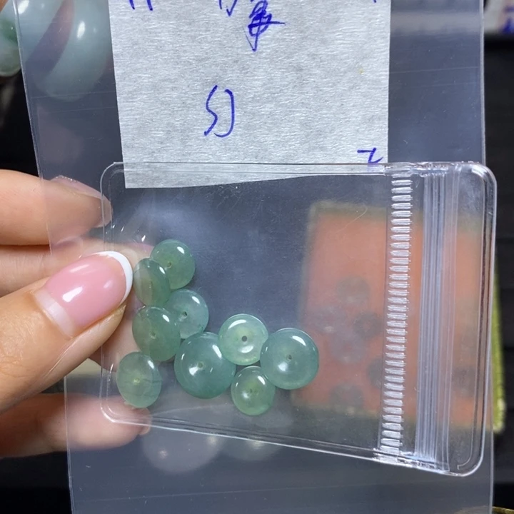 万***意定制翡翠未镶嵌不退