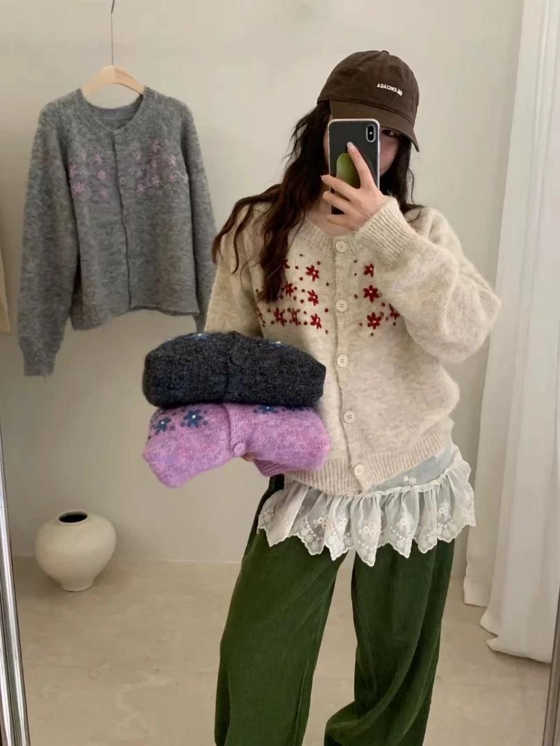 甜美刺绣花朵针织开衫女秋冬秋款宽松设计感时尚洋气毛衣外套