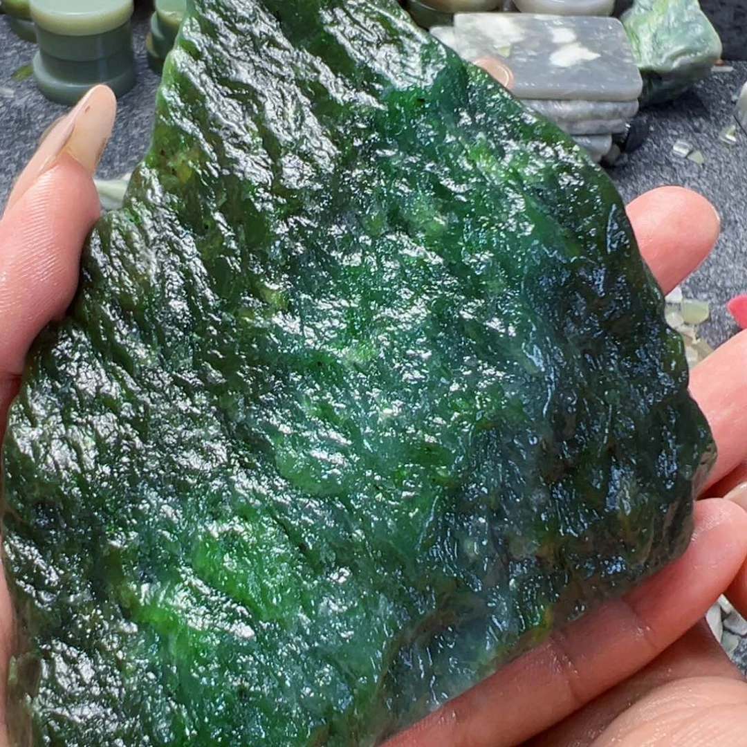 和田玉（糖玉）未镶嵌珠宝半成品网**子