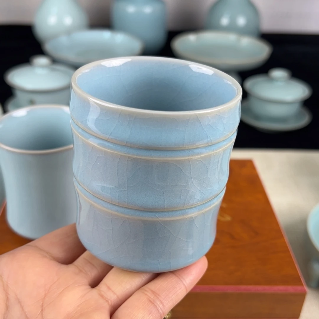 瓷摆件仿古釉偏蓝竹节杯微瑕