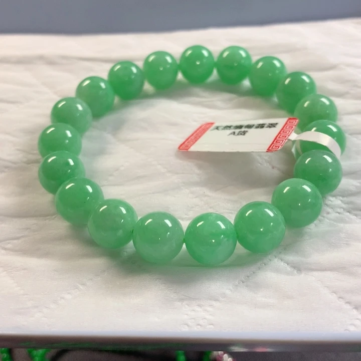 翡翠未镶嵌颈饰手串