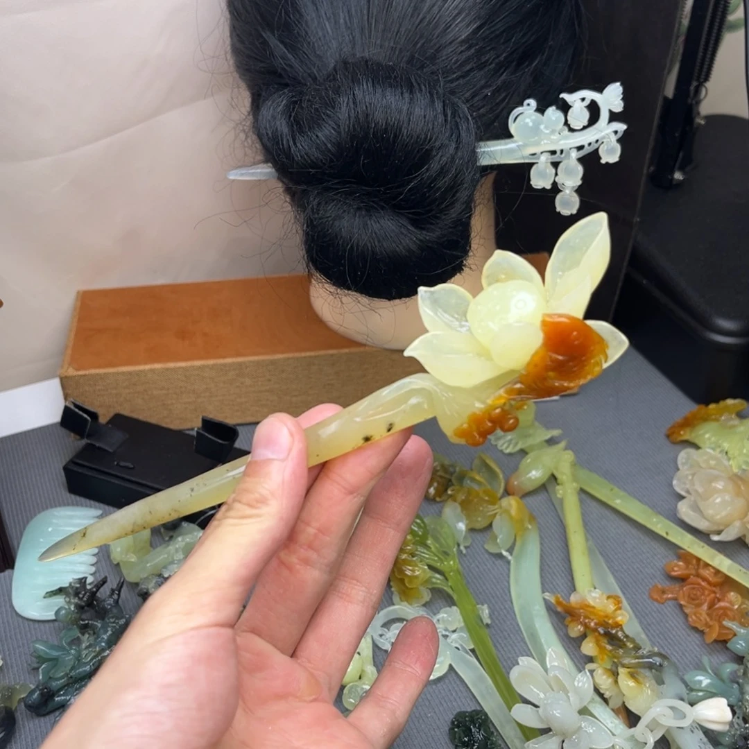 蛇纹石玉未镶嵌发饰