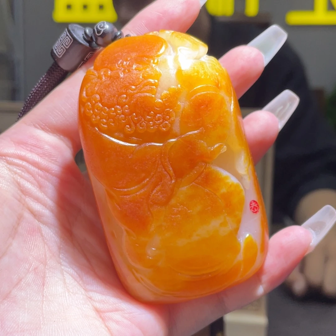 和田玉未镶嵌颈饰D