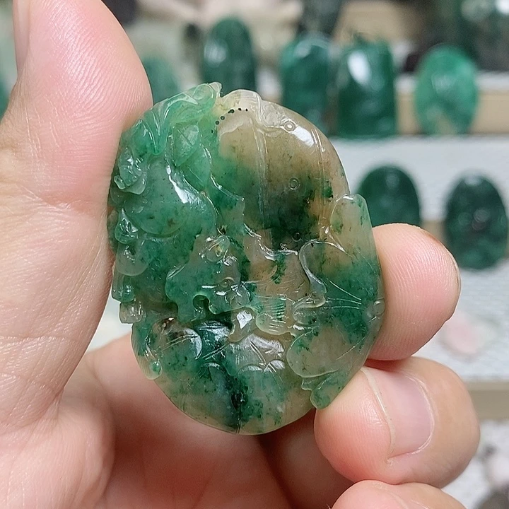 未镶嵌独山玉颈饰