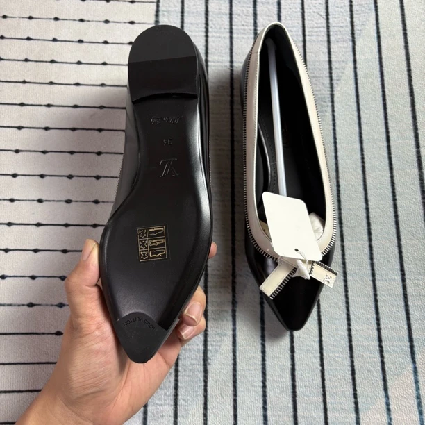 未使用 LouisVuitton/路易威登 lv黑色低跟鞋三四码数