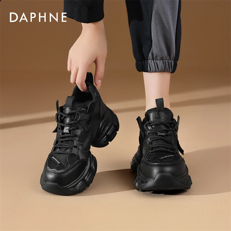 达芙妮老爹鞋2025年秋季新款厚底增高休闲鞋经典黑色跑步运动鞋