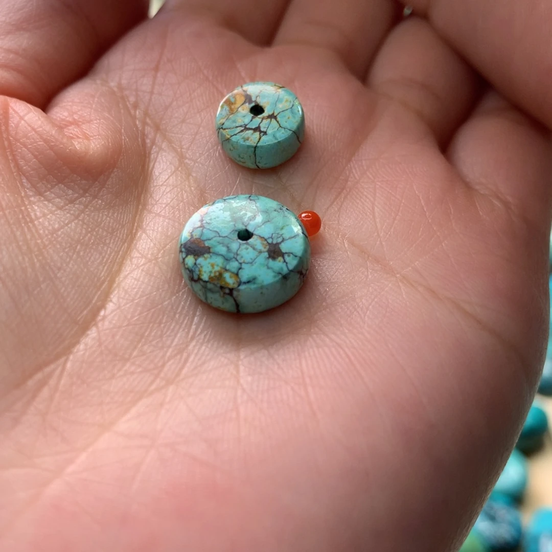 南红玛瑙未镶嵌珠宝奇石