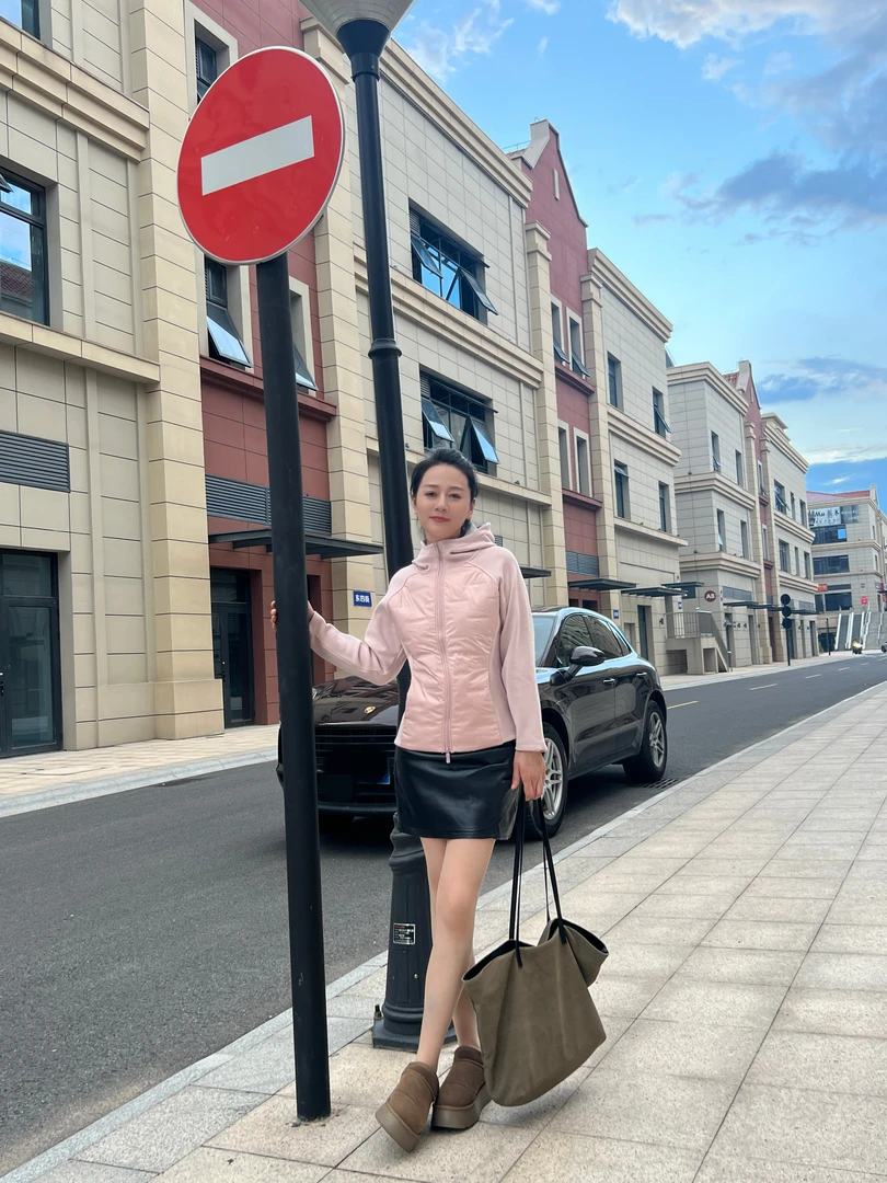 连帽款石墨烯立领羽绒服修缮显廋2025秋冬新款时尚百搭女士羽绒服