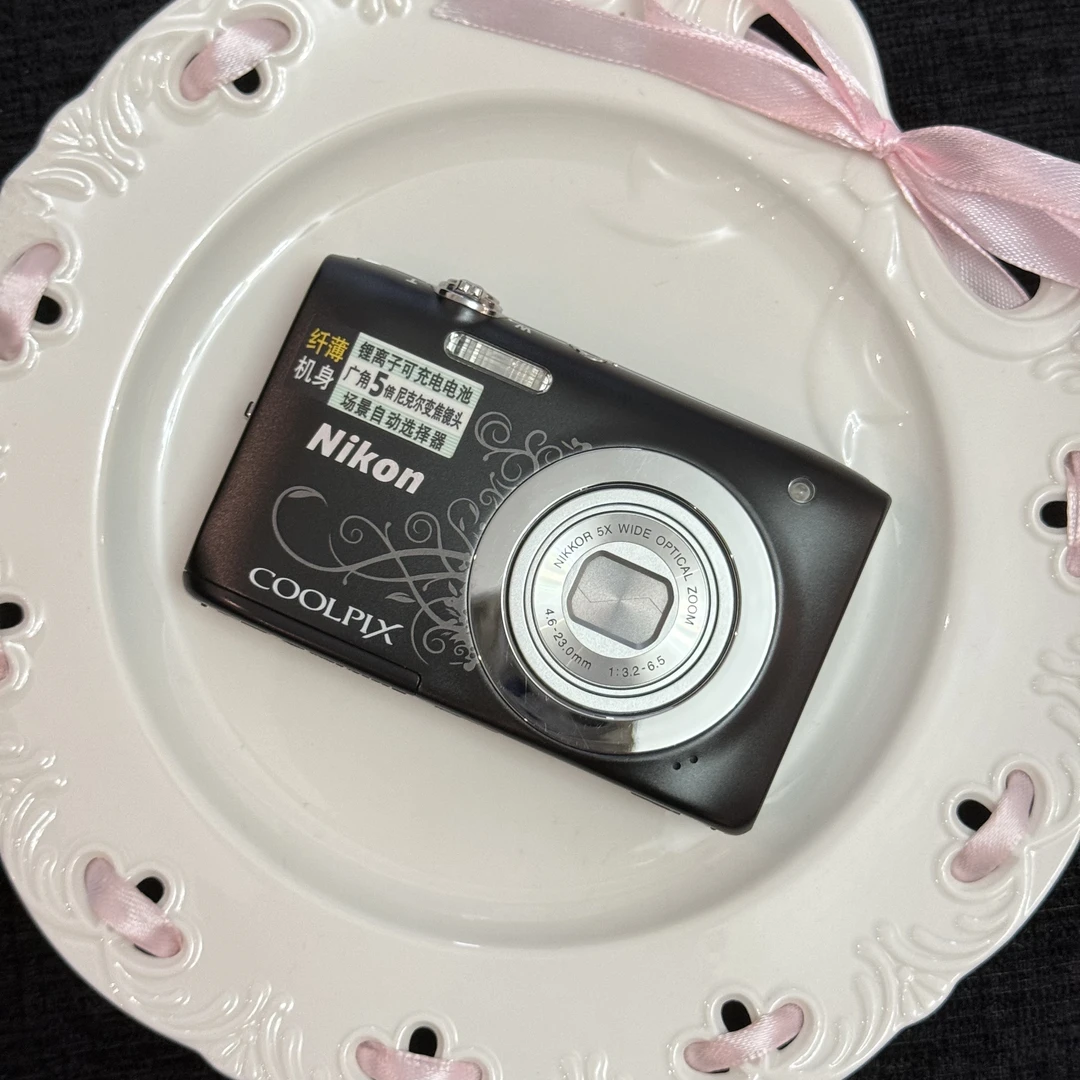 9新 Nikon/尼康 S2600中文1400w像素5倍CCD学生相机氛围感