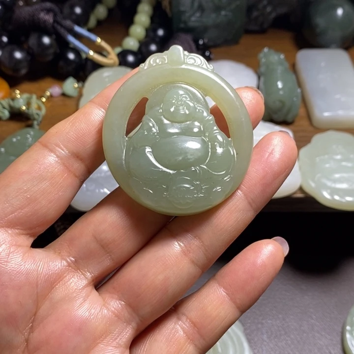 颈饰未镶嵌和田玉