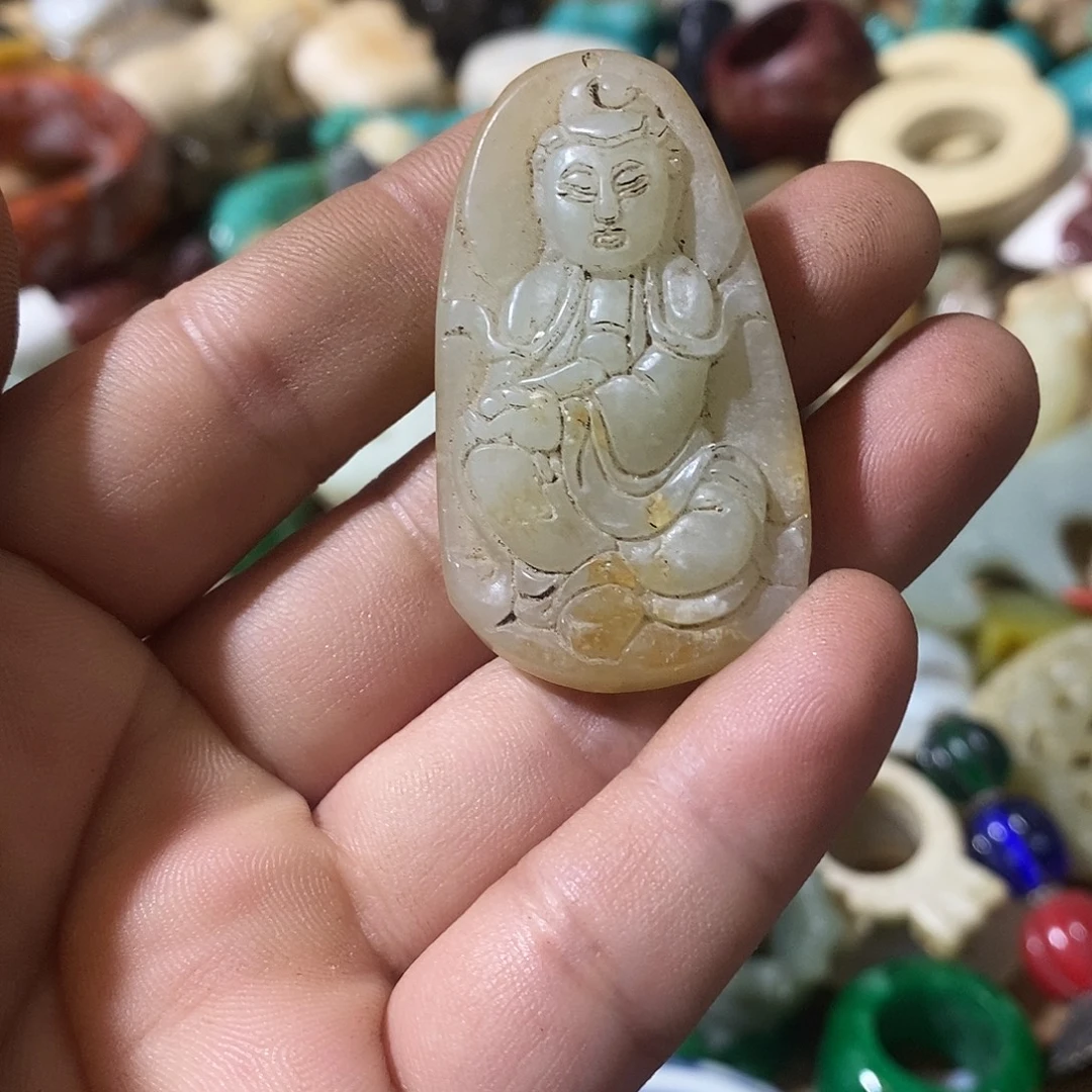 和田玉（糖玉）未镶嵌挂件