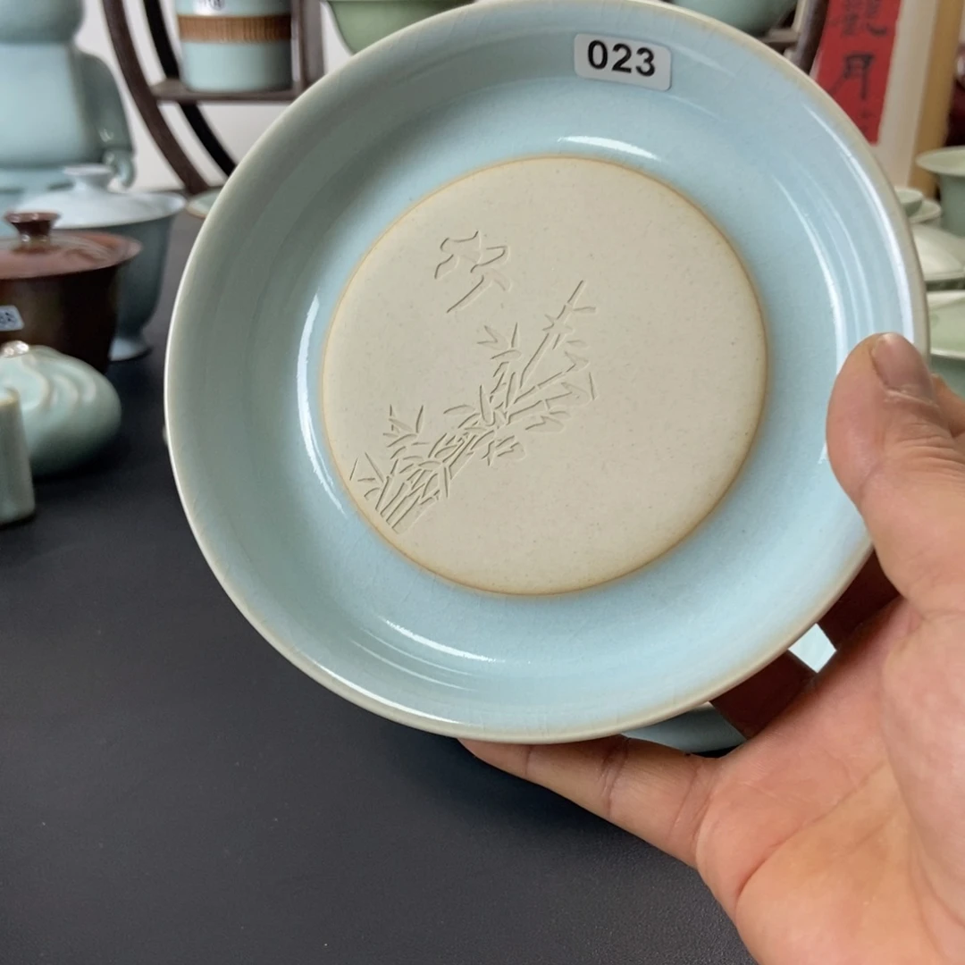 天青釉竹子雕刻壶承