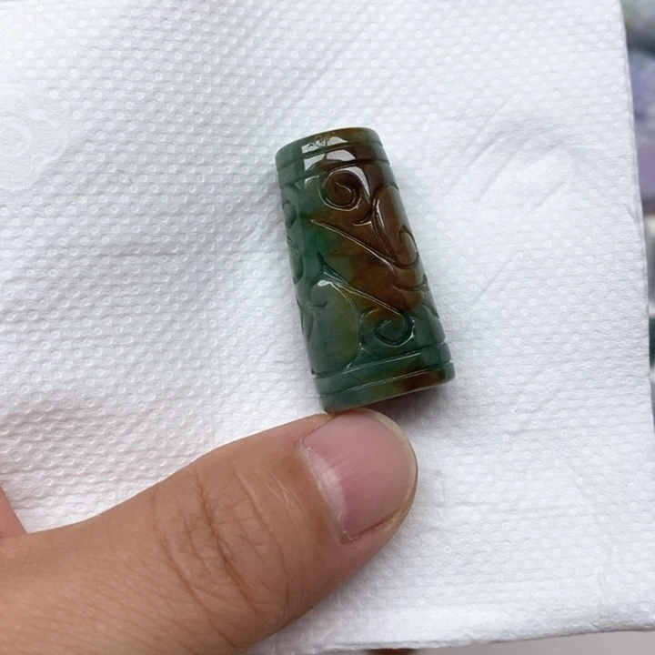 翡翠未镶嵌颈饰天然缅甸翡翠